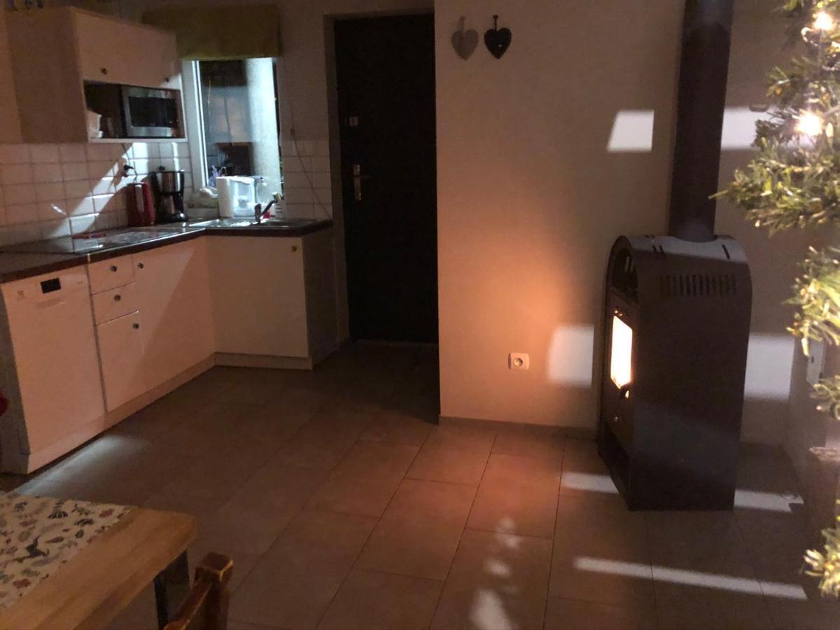 Domek Na Lesnej Pogorzelica  Kültér fotó