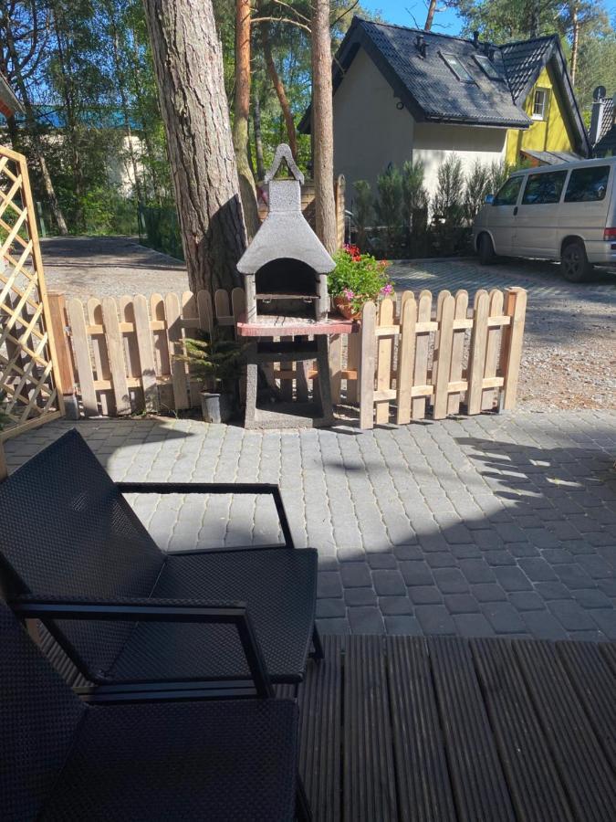 Domek Na Lesnej Pogorzelica  Kültér fotó