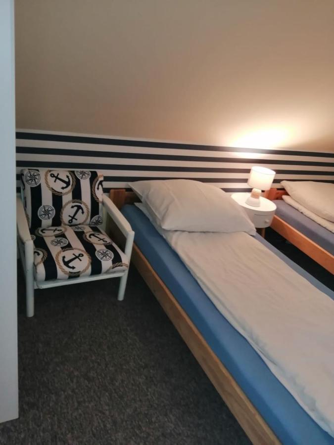 Domek Na Lesnej Pogorzelica  Kültér fotó