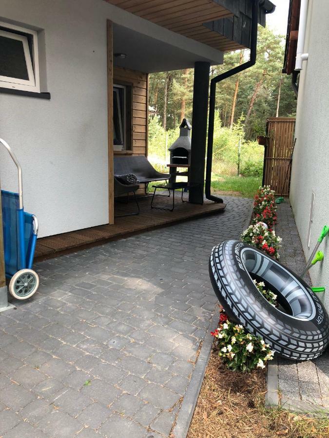 Domek Na Lesnej Pogorzelica  Kültér fotó